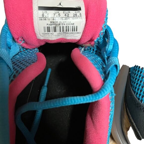 Jordan CMFT Viz Air 11 South Beach Men\'s Size 8.5 US Pink Black Blue 444905-401 main image 14